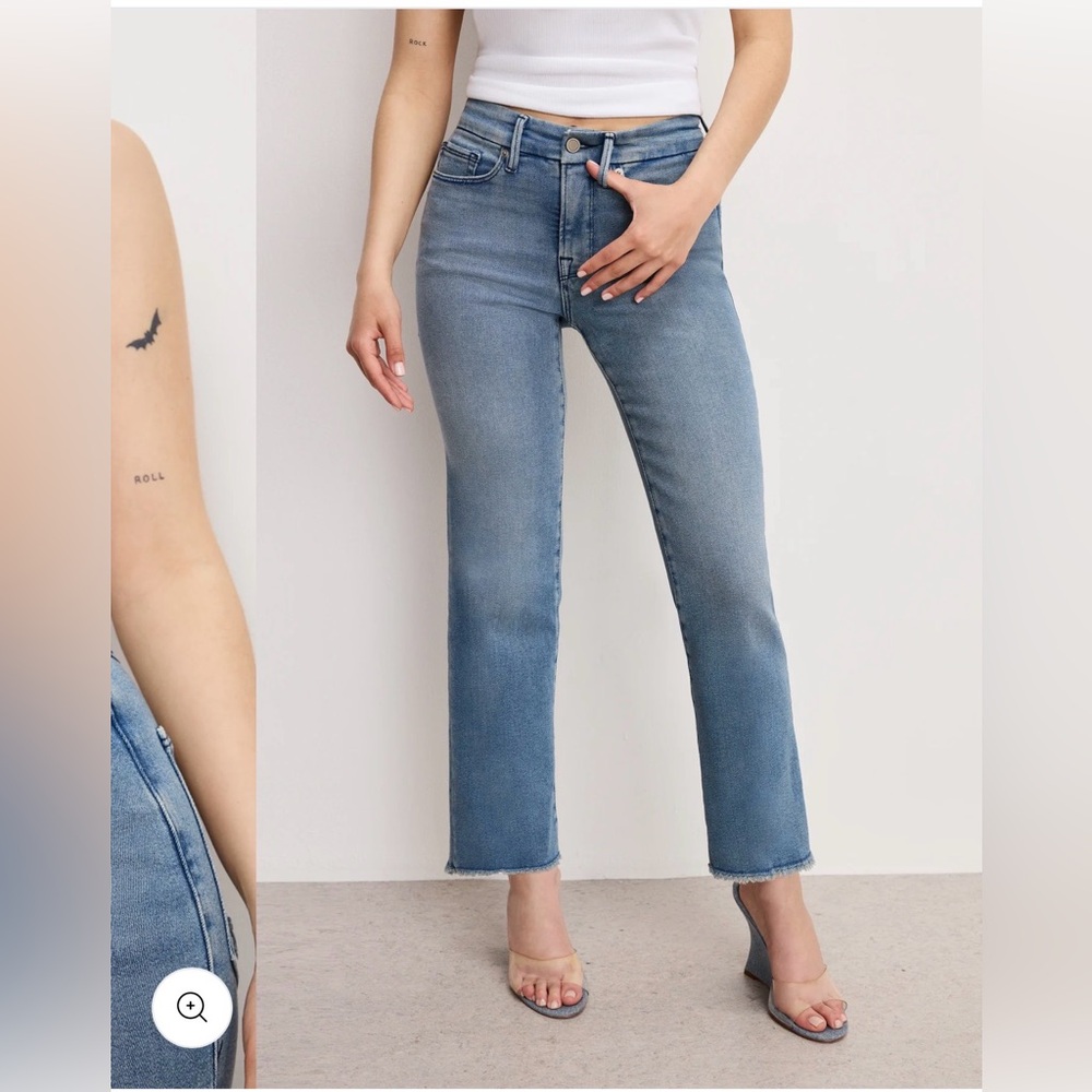 NWT Good American Good Legs Straight Jeans